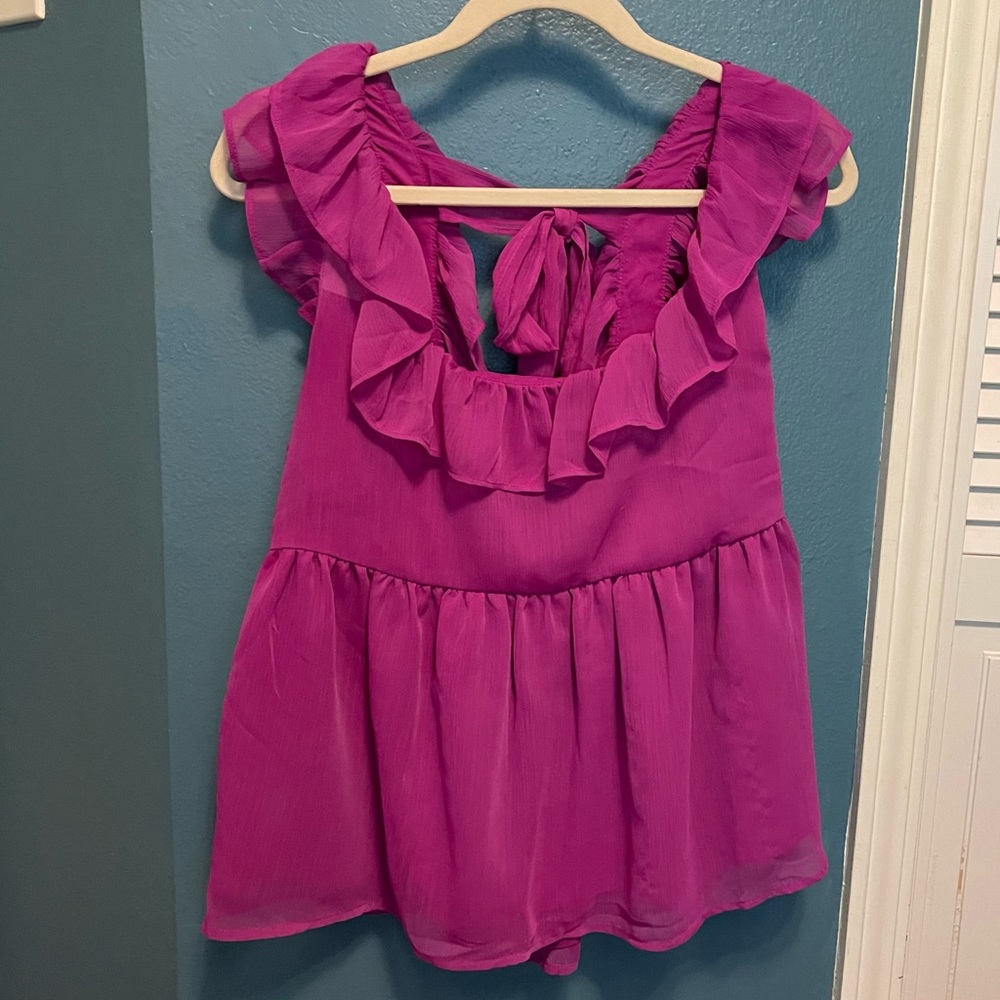 Banana Republic Dark Magenta Ruffle Sleeveless blouse